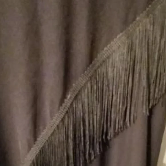Gorgeous Fringe Dress pants - Picture 9 of 10